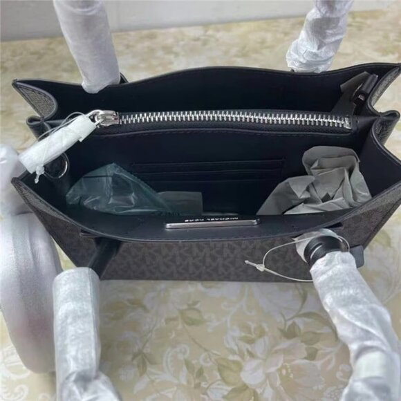 MICHAEL KORS 35T1SM9M MERCER MD SATCHEL MESSENGER MK SIGNATURE LEATHER BAG BLACK - Picture 7 of 8